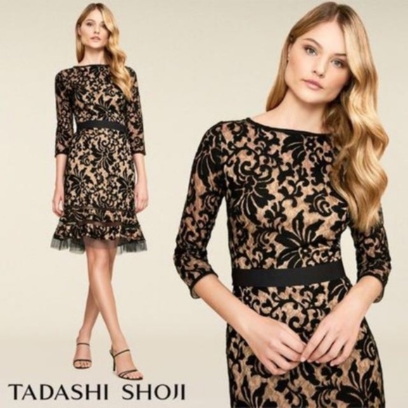 Tadashi Shoji Dresses & Skirts - EUC Tadashi Shoji Kennedy Lace Embroidered Floral Dress Navy & Nude Size 2